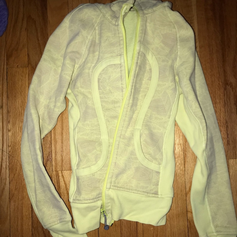 Lululemon zip up sweatshirt size 2